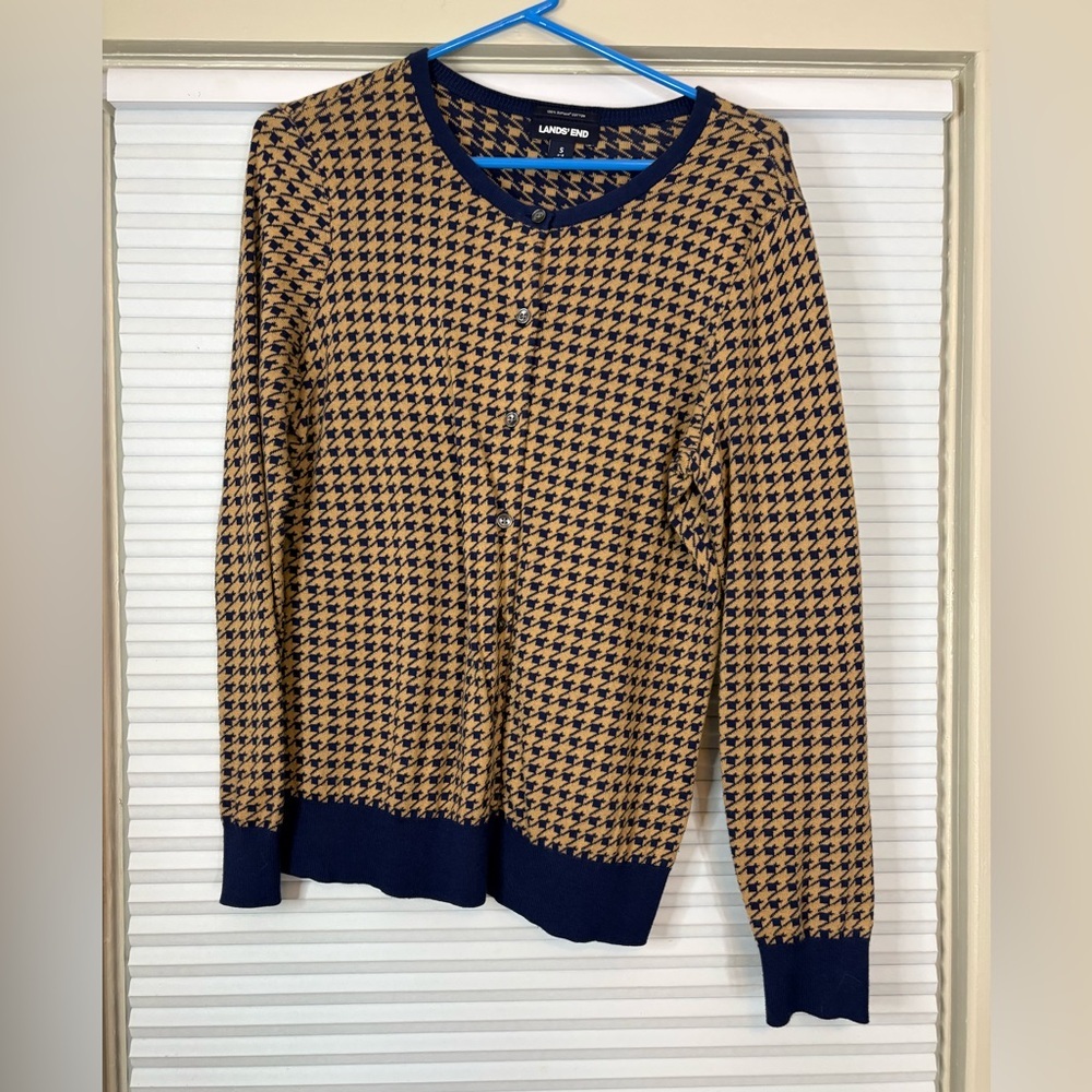 Supima Cotton Houndstooth Cardigan Sweater - Picture 15 of 15